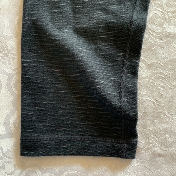 Lululemon Capri leggings - Picture 3 of 16